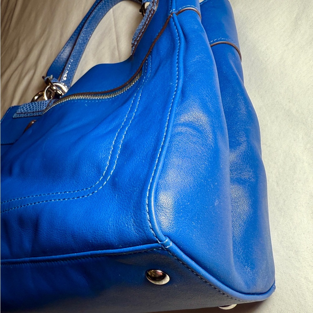 Coach Cobalt Blue Penelope soft leather Carryall F16531 - Picture 10 of 11